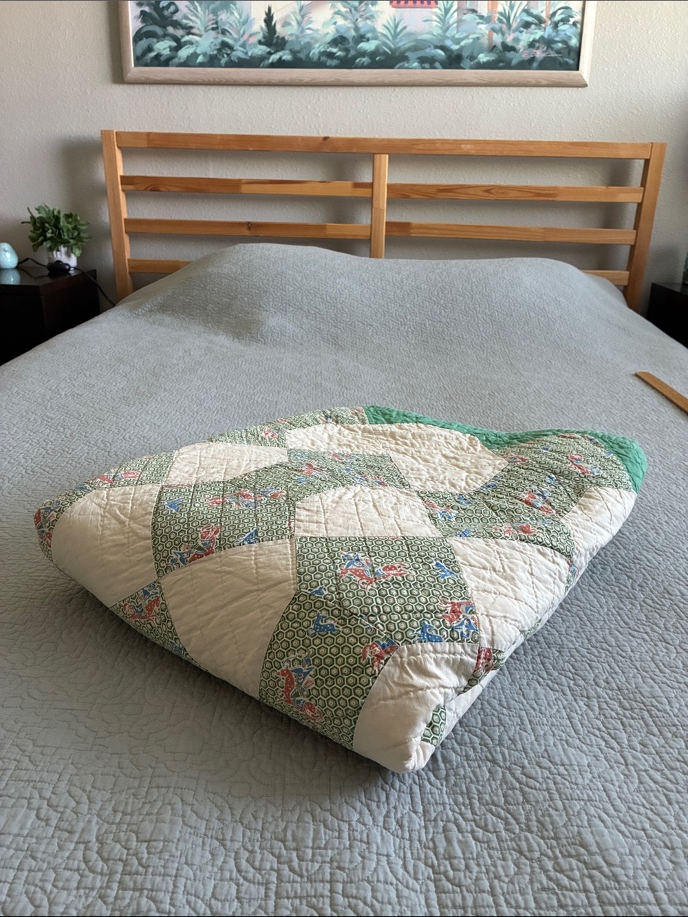 Antique Handmade Green Cream Bowtie Pattern Full Queen Quilt Blanket Bedroom